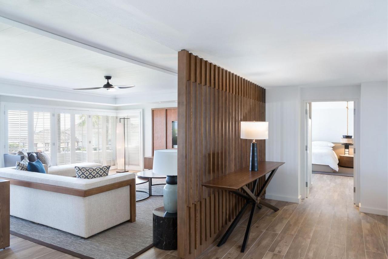1 Bedroom Presidential Suite 1 King Oceanfront